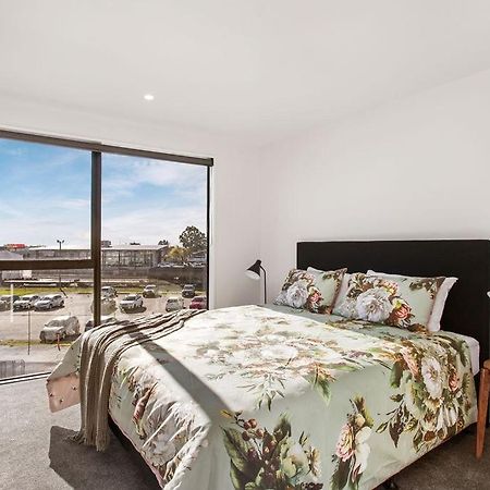 Stylish Brand New Sunny 3Bdrm 3Bth Garage Sleeps 6 Διαμέρισμα Κράισττσερτς Εξωτερικό φωτογραφία