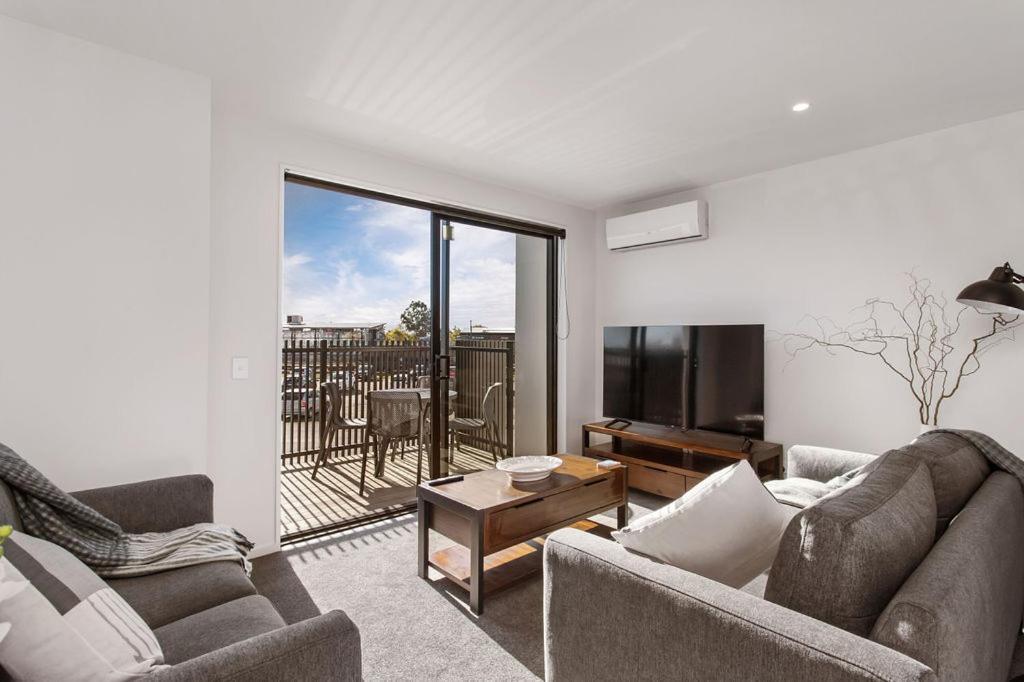 Stylish Brand New Sunny 3Bdrm 3Bth Garage Sleeps 6 Διαμέρισμα Κράισττσερτς Εξωτερικό φωτογραφία
