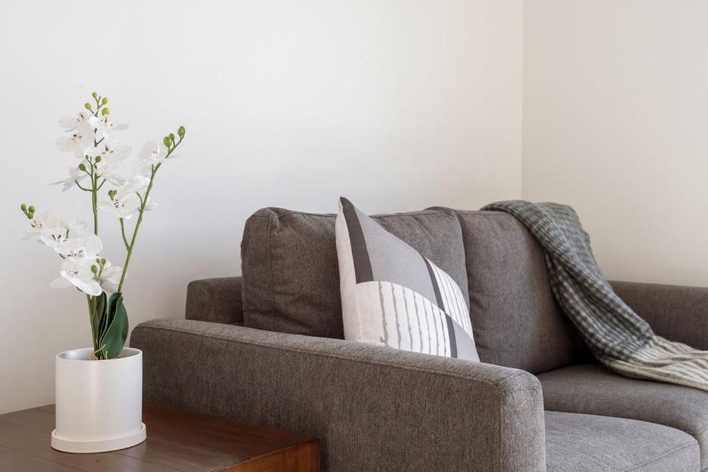 Stylish Brand New Sunny 3Bdrm 3Bth Garage Sleeps 6 Διαμέρισμα Κράισττσερτς Εξωτερικό φωτογραφία